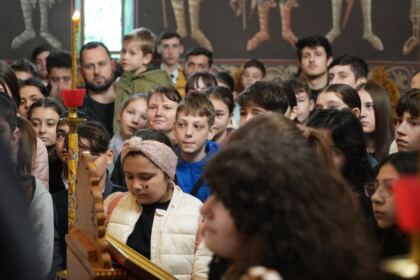 Etapa judeţeană a Olimpiadei de Religie în Galaţi şi Brăila – fotografia 38