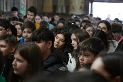 Etapa judeţeană a Olimpiadei de Religie în Galaţi şi Brăila – fotografia 39