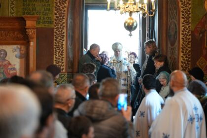 Rugăciune, filantropie şi bucurie duhovnicească la sărbătoarea Bunei Vestiri în Arhiepiscopia Dunării de Jos – fotografia 15