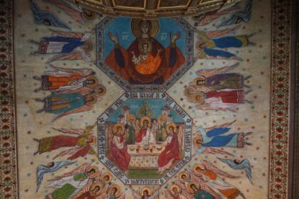 Rugăciune, filantropie şi bucurie duhovnicească la sărbătoarea Bunei Vestiri în Arhiepiscopia Dunării de Jos – fotografia 36