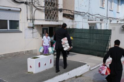 Rugăciune, filantropie şi bucurie duhovnicească la sărbătoarea Bunei Vestiri în Arhiepiscopia Dunării de Jos – fotografia 76