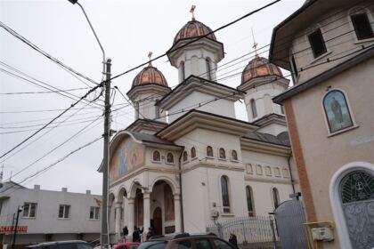 Ediţia a 15-a a „Marşului pentru viaţă“ în Arhiepiscopia Dunării de Jos – fotografia 1
