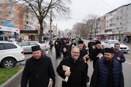 Ediţia a 15-a a „Marşului pentru viaţă“ în Arhiepiscopia Dunării de Jos – fotografia 19