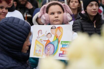 Ediţia a 15-a a „Marşului pentru viaţă“ în Arhiepiscopia Dunării de Jos – fotografia 6
