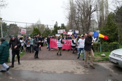 Ediţia a 15-a a „Marşului pentru viaţă“ în Arhiepiscopia Dunării de Jos – fotografia 10