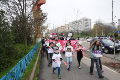 Ediţia a 15-a a „Marşului pentru viaţă“ în Arhiepiscopia Dunării de Jos – fotografia 17