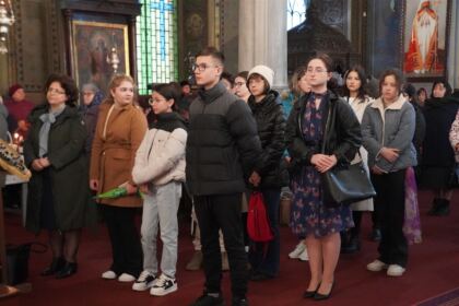 Olimpiada interdisciplinară „Cultură şi spiritualitate românească“ în Arhiepiscopia Dunării de Jos – fotografia 2