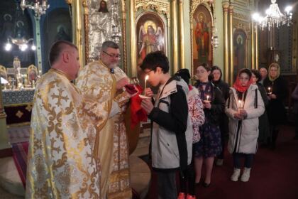 Olimpiada interdisciplinară „Cultură şi spiritualitate românească“ în Arhiepiscopia Dunării de Jos – fotografia 9