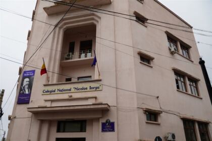 Olimpiada interdisciplinară „Cultură şi spiritualitate românească“ în Arhiepiscopia Dunării de Jos – fotografia 11