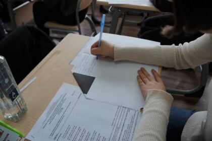 Olimpiada interdisciplinară „Cultură şi spiritualitate românească“ în Arhiepiscopia Dunării de Jos – fotografia 32