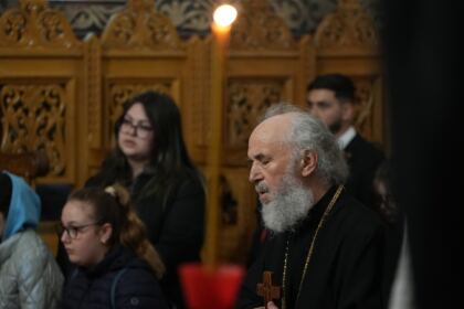 Olimpiada interdisciplinară „Cultură şi spiritualitate românească“ în Arhiepiscopia Dunării de Jos – fotografia 4