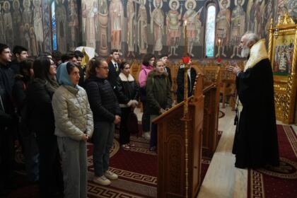 Olimpiada interdisciplinară „Cultură şi spiritualitate românească“ în Arhiepiscopia Dunării de Jos – fotografia 6