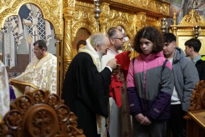 Olimpiada interdisciplinară „Cultură şi spiritualitate românească“ în Arhiepiscopia Dunării de Jos – fotografia 18