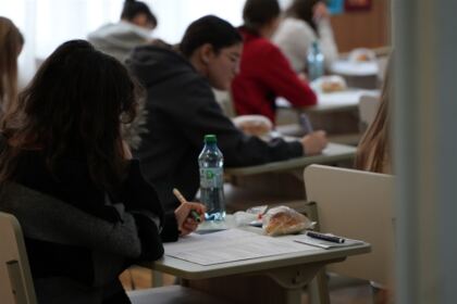 Olimpiada interdisciplinară „Cultură şi spiritualitate românească“ în Arhiepiscopia Dunării de Jos – fotografia 34