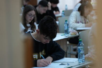 Olimpiada interdisciplinară „Cultură şi spiritualitate românească“ în Arhiepiscopia Dunării de Jos – fotografia 35