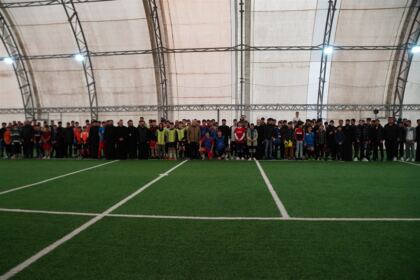 Ediţia a 10-a a Campionatului şcolar de fotbal „Tinereţe şi credinţă” – fotografia 13