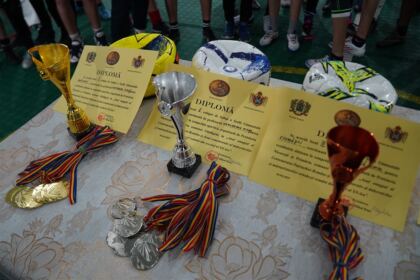 Ediţia a 10-a a Campionatului şcolar de fotbal „Tinereţe şi credinţă” – fotografia 20