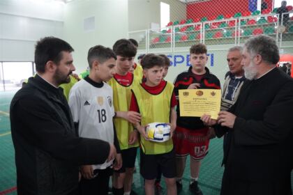 Ediţia a 10-a a Campionatului şcolar de fotbal „Tinereţe şi credinţă” – fotografia 24