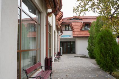 Continuarea lucrărilor întrunirii Colegiului Decanilor Facultăților de Teologie din Patriarhia Română – fotografia 2