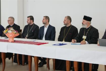 Continuarea lucrărilor întrunirii Colegiului Decanilor Facultăților de Teologie din Patriarhia Română – fotografia 7