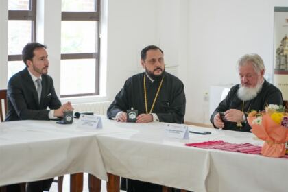 Continuarea lucrărilor întrunirii Colegiului Decanilor Facultăților de Teologie din Patriarhia Română – fotografia 13