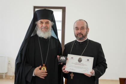 Continuarea lucrărilor întrunirii Colegiului Decanilor Facultăților de Teologie din Patriarhia Română – fotografia 17