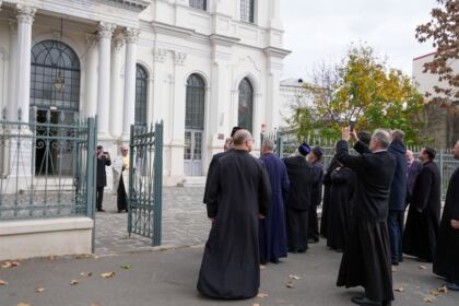 Continuarea lucrărilor întrunirii Colegiului Decanilor Facultăților de Teologie din Patriarhia Română – fotografia 42