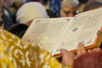 Rugăciune şi binecuvântare pentru bolnavii din Spitalul Judeţean „Sf. Ap. Andrei” din Galaţi – fotografia 22