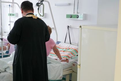 Rugăciune şi binecuvântare pentru bolnavii din Spitalul Judeţean „Sf. Ap. Andrei” din Galaţi – fotografia 37
