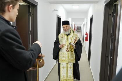 Căminele Universităţii „Dunărea de Jos” din Galaţi au fost binecuvântate – fotografia 39