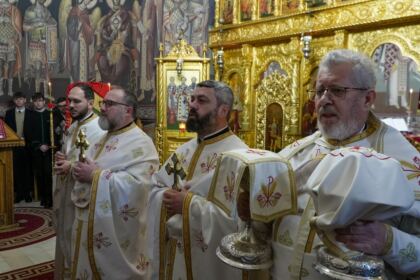 Simpozion interseminarial şi expoziţie la Muzeul eparhial din Galaţi – fotografia 5