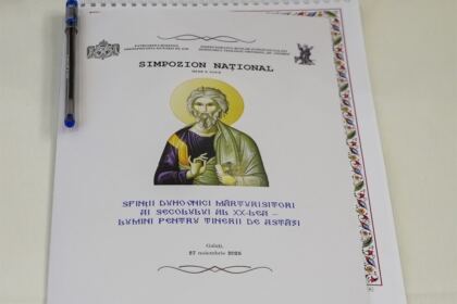 Simpozion interseminarial şi expoziţie la Muzeul eparhial din Galaţi – fotografia 23
