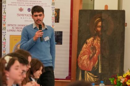 Simpozion interseminarial şi expoziţie la Muzeul eparhial din Galaţi – fotografia 31