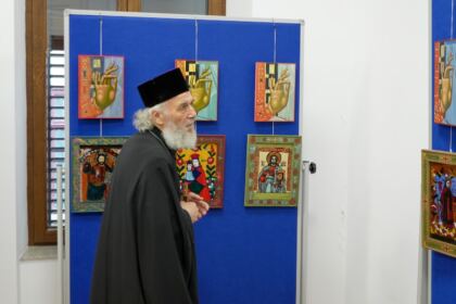 Ediţia a IV-a a expoziţiei de icoane „Apostolat la Dunărea de Jos“ – fotografia 20