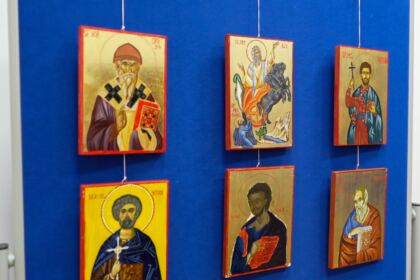 Ediţia a IV-a a expoziţiei de icoane „Apostolat la Dunărea de Jos“ – fotografia 37