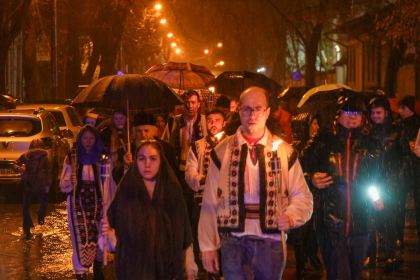 Tradiţionalul pelerinaj al luminii la Galaţi – fotografia 16