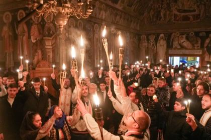 Tradiţionalul pelerinaj al luminii la Galaţi – fotografia 22