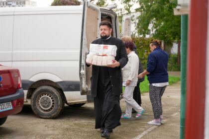 Acţiune social-filantropică desfăşurată de Parohia „Sfânta Cuvioasă Parascheva“ din Galați – fotografia 39