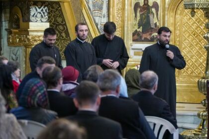 Consfătuirea anuală a profesorilor de religie din judeţul Galaţi – fotografia 24