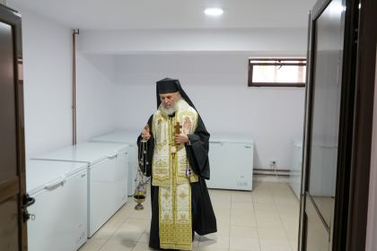 Binecuvântarea lucrăilor de reamenajare la Cantina „Sf. Nicolae şi Sf. Ioan Gură de Aur” a Centrului eparhial – fotografia 18