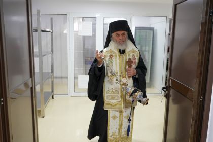 Binecuvântarea lucrăilor de reamenajare la Cantina „Sf. Nicolae şi Sf. Ioan Gură de Aur” a Centrului eparhial – fotografia 19