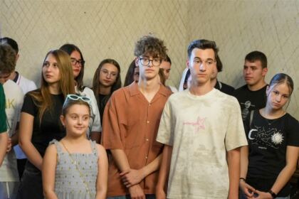 Activităţi cu tinerii la Aşezământul „Sf. M. Mc. Pantelimon” – Lacu Sărat – fotografia 7