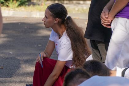 Activităţi cu tinerii la Aşezământul „Sf. M. Mc. Pantelimon” – Lacu Sărat – fotografia 18