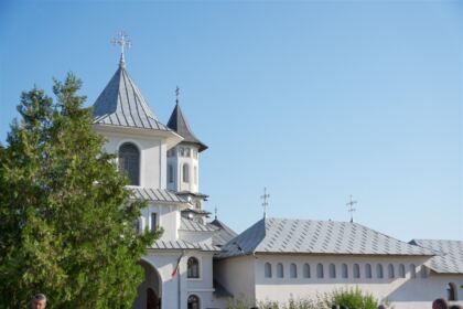 Hramul Mănăstirii „Naşterea Maicii Domnului” – Cudalbi – fotografia 1