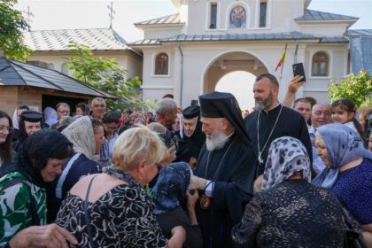 Hramul Mănăstirii „Naşterea Maicii Domnului” – Cudalbi – fotografia 12