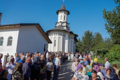 Hramul Mănăstirii „Naşterea Maicii Domnului” – Cudalbi – fotografia 24
