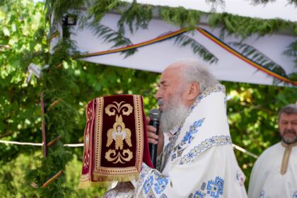 Hramul Mănăstirii „Naşterea Maicii Domnului” – Cudalbi – fotografia 43
