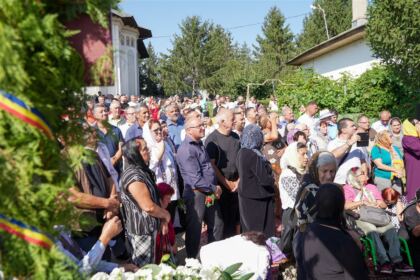 Hramul Mănăstirii „Naşterea Maicii Domnului” – Cudalbi – fotografia 44