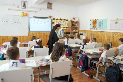 Binecuvântare pentru un nou an şcolar la Seminarul Teologic „Sf. Andrei” – fotografia 79