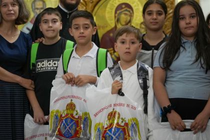 Daruri pentru 20 de copii orfani şi 80 de bolnavi, la Brăila – fotografia 11